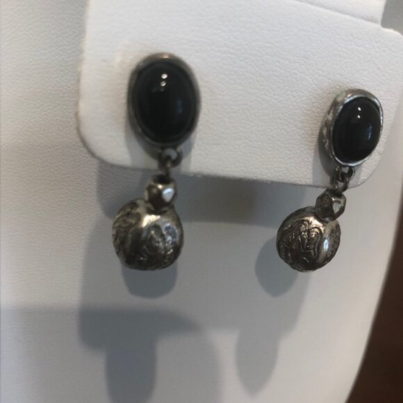 Silver Tone Faux Black Stone Drop Earrings - Picture 4 of 9
